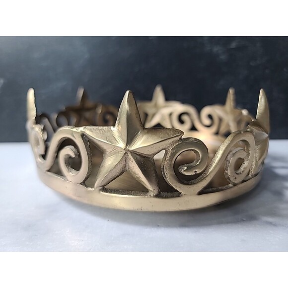 Round Brass Stars and Scrolls Pillar Candleholder Vintage Home Decor - Picture 4 of 10